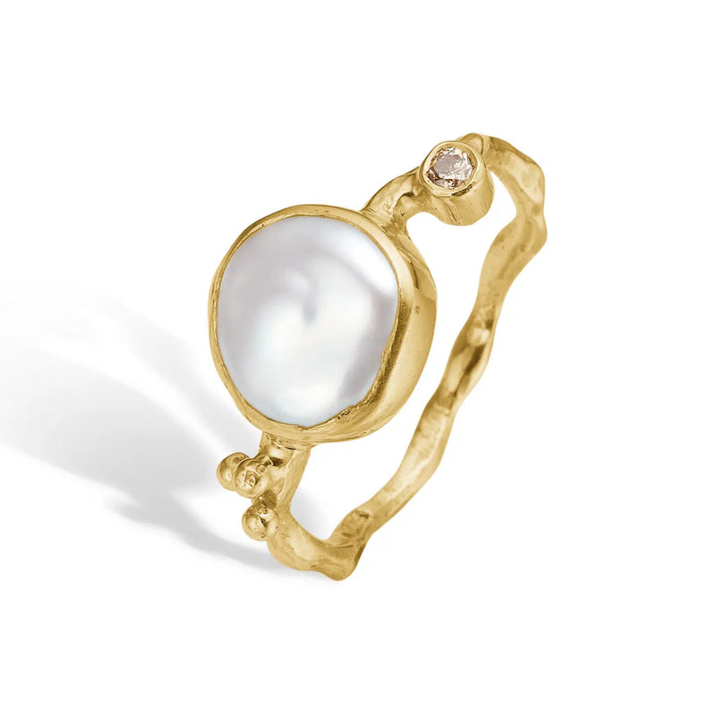 By Birdie Zenith White Keshi Ring 14 kt. Guld