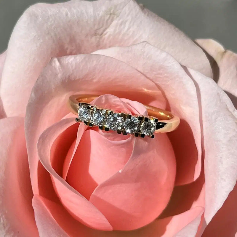 Scrouples Kleopatra Alliance Ring 14 kt Guld m. Naturlige Diamanter 5x0,08 ct.