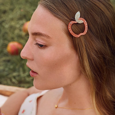 Maanesten Eala Hairclip Cranberry