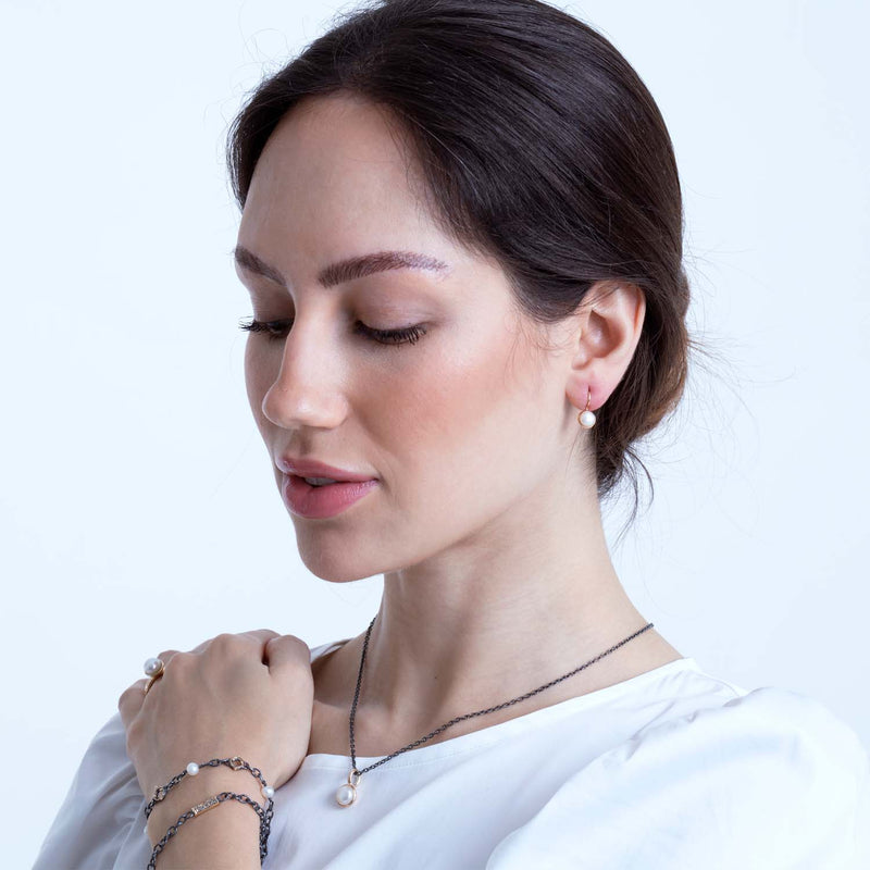 By Birdie Victoria Pearl Øreringe Guld 14 kt