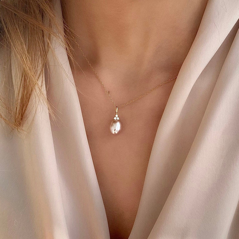 Ro Copenhagen Fryd Pink Perle Small Vedhæng 18 kt. Guld